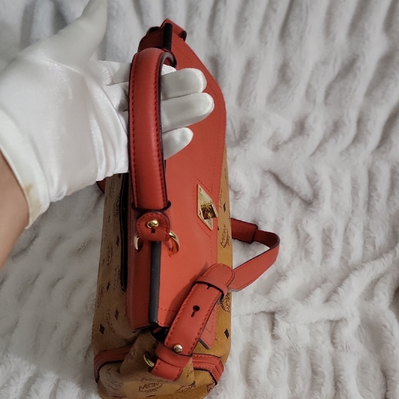 MCM Coral and Tan Logo Satchel‎ - Picture 5 of 7